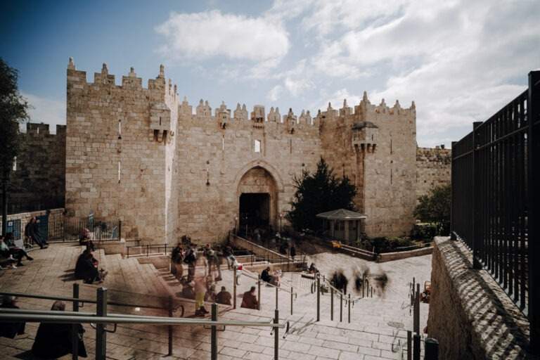 Israel Jerusalem Damascus Gate fotografiert von Richard Lehmann Gedankenkirmes